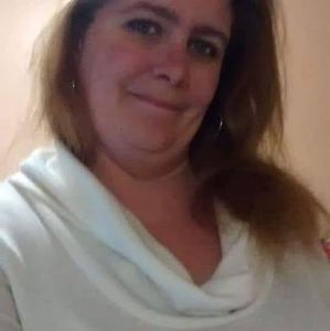 Meet your Posher, Dee louise